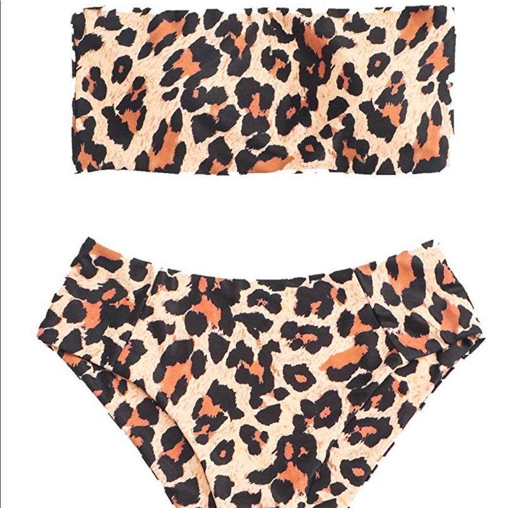 ••SOLD BRAND NEW 2 piece black and white